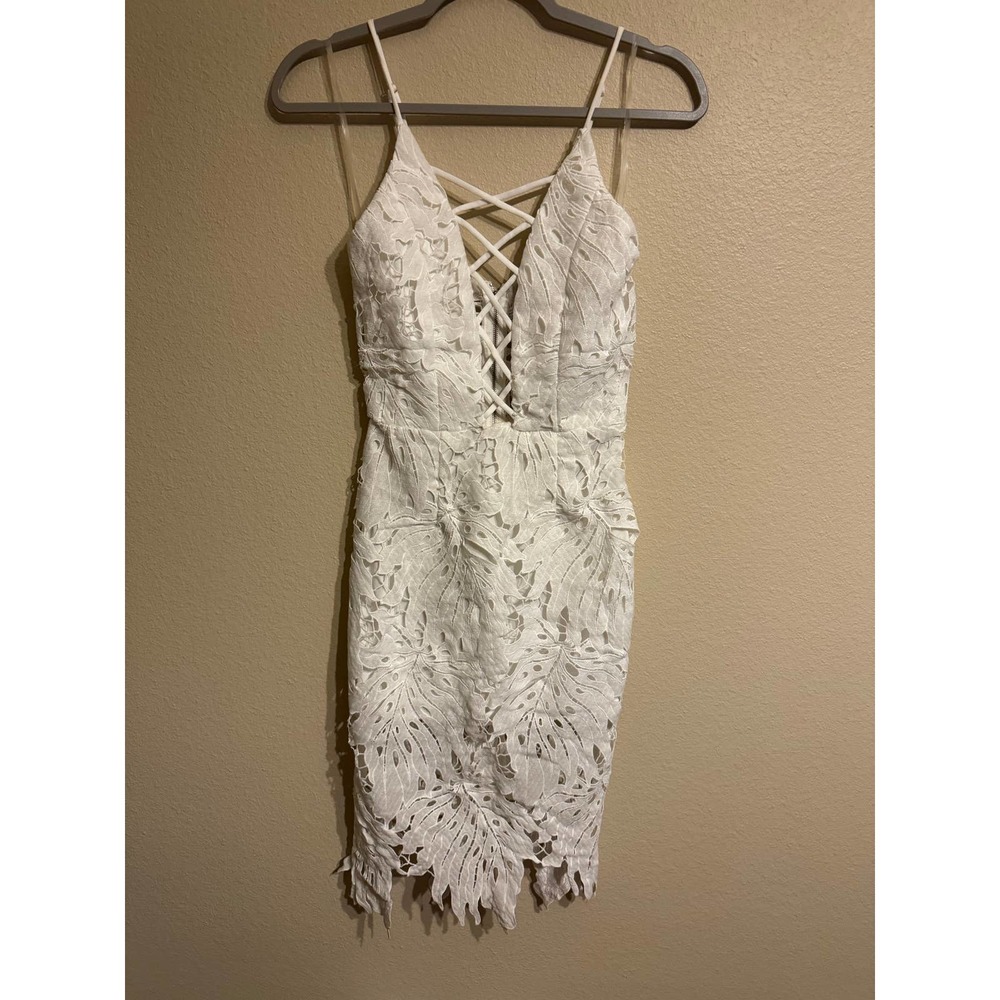 SOLD!!! NWT White Lace Dress, Size Small